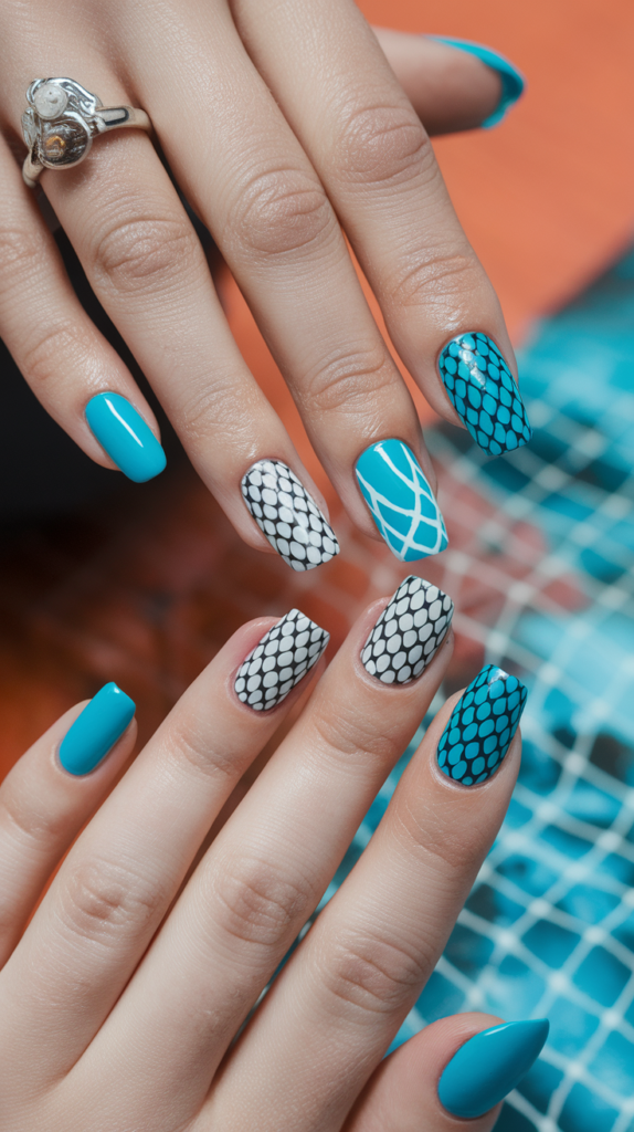 Fish Nets beach nail ideas