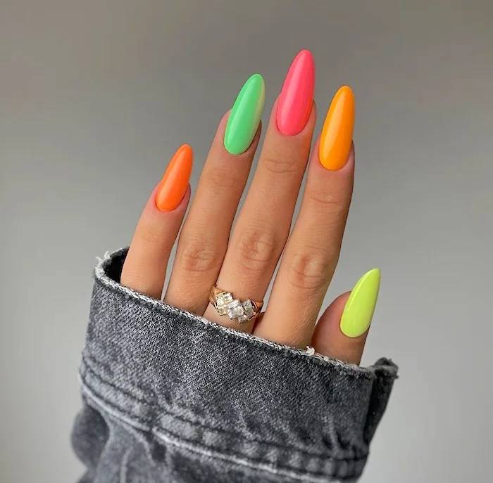neon nails