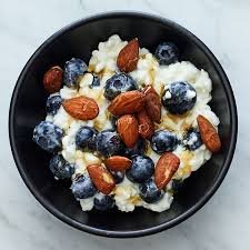 Cottage Cheese + Berries + Almonds