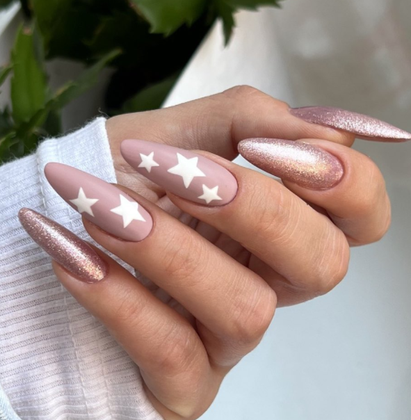 Matt & Chrome Glitter Nails