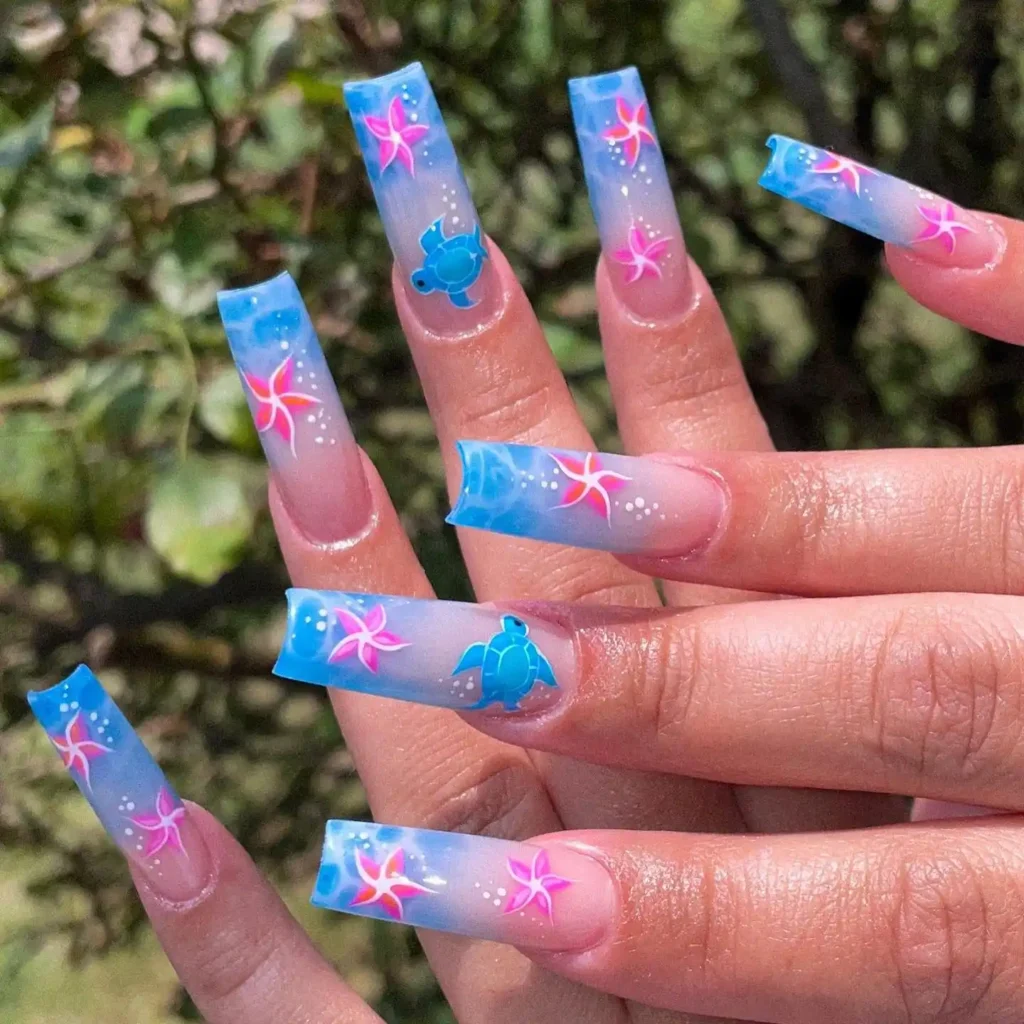 Seaside funk beach nail ideas