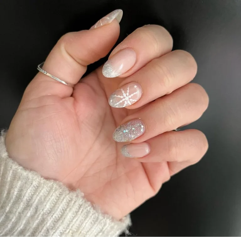 Cozy & Chic: Stunning Winter Nail Ideas for the Cold Season